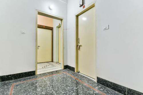 Oyo 60005 Hotel Shubh Yatra