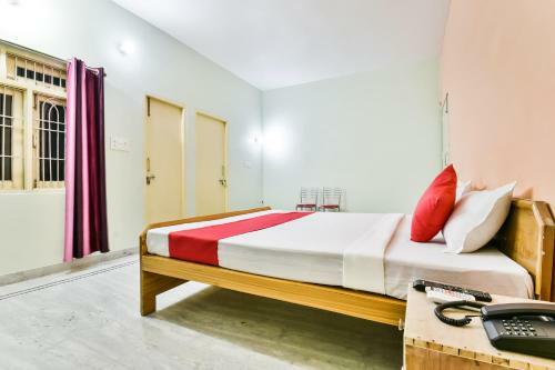Oyo 60005 Hotel Shubh Yatra