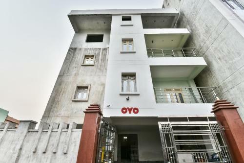 Oyo 60005 Hotel Shubh Yatra