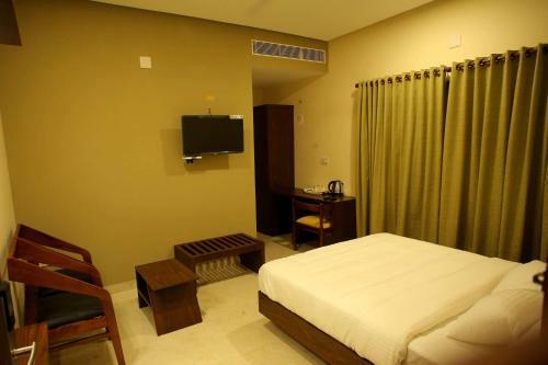 Hotel Kira Palace Residency