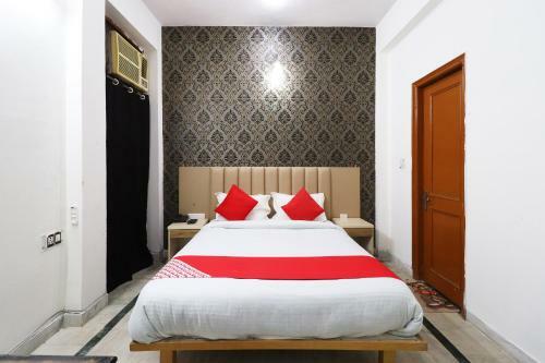 Oyo 37801 Hotel Welcome