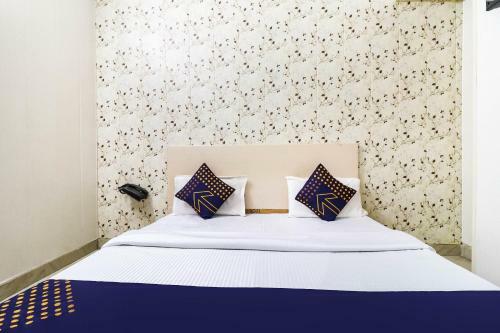 Spot On 43126 Hotel Saffron