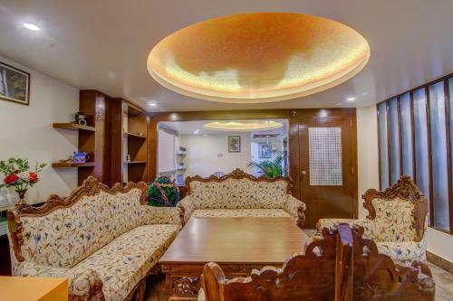Hotel Muscatel Grand Silk Route