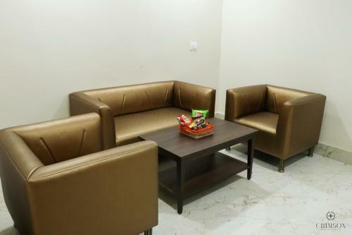 Crimson Hotel & Banquets
