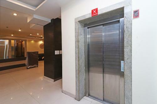 Oyo 11629 Hotel Sunshine Inn