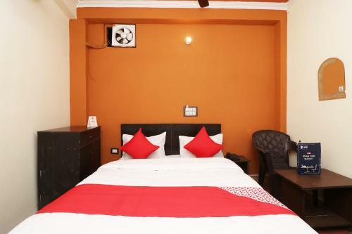 Oyo 26815 Hotel Sweet Night