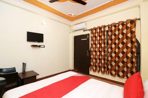 Oyo 26815 Hotel Sweet Night