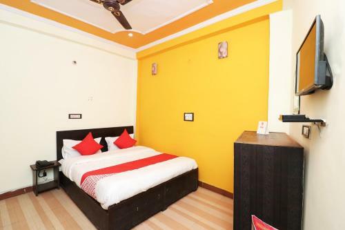Oyo 26815 Hotel Sweet Night