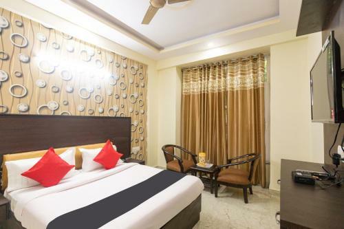 Capital O 42705 Hotel Abhinandan Palace