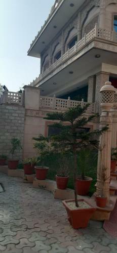 Hotel Shreeji Palace