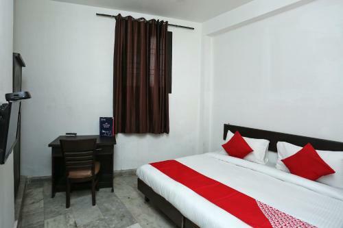 Oyo Flagship 14059 Raghav Hotel
