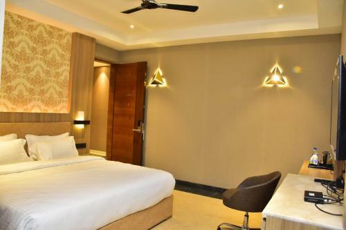 Hotel The Grand Palace