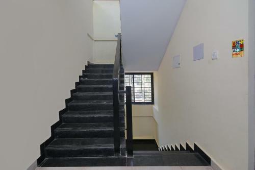 Hotel Oyo Flagship 76776 Elegant Studio