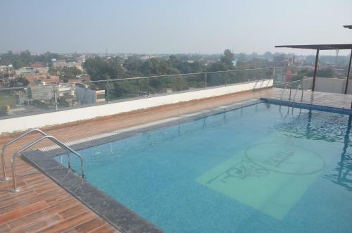 Hotel Atithi Continental
