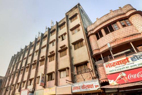 Spot On 66108 Hotel Awadh Kailash Inn
