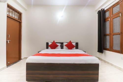 Oyo 46253 A R Hotel