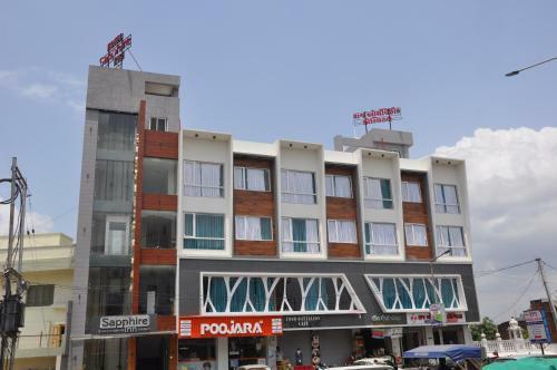 Hotel Sapphire Inn