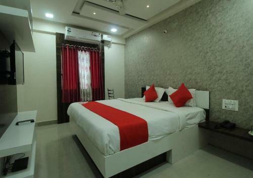 Hotel Regal Residency