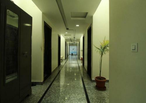 Hotel Regal Residency