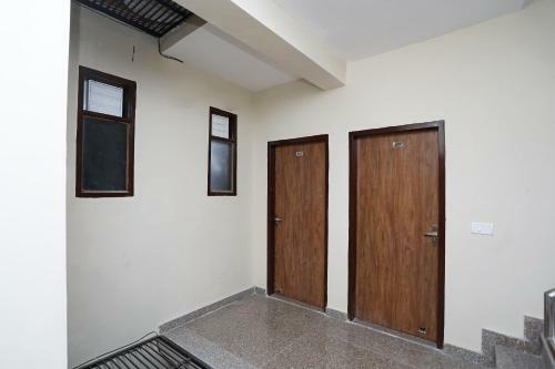 Oyo 38577 Hotel 4 Fingures Inn