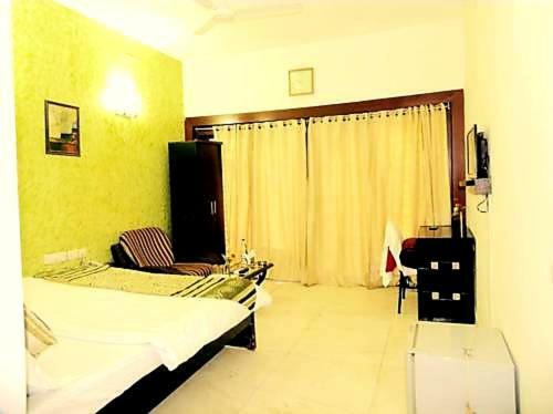 Hostal Le Regent Residency