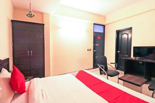 Oyo 49576 Hotel Divine