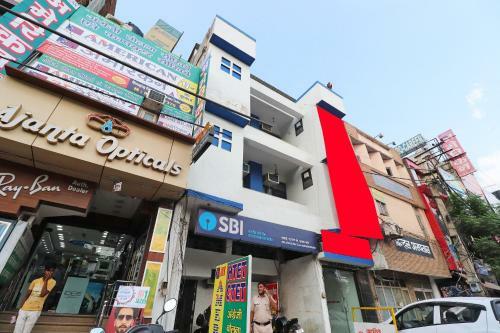Oyo 49576 Hotel Divine