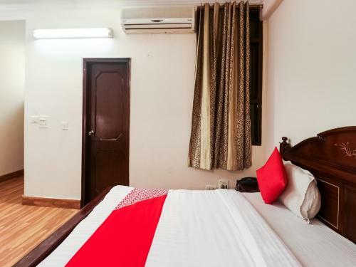 Hotel Oyo 71796 Amba Residency