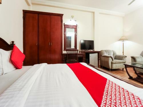 Hotel Oyo 71796 Amba Residency