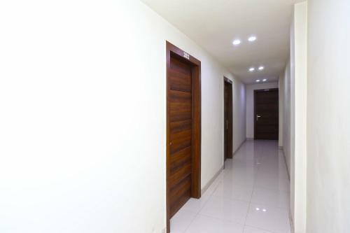 Oyo 17280 Hotel Relax Residency