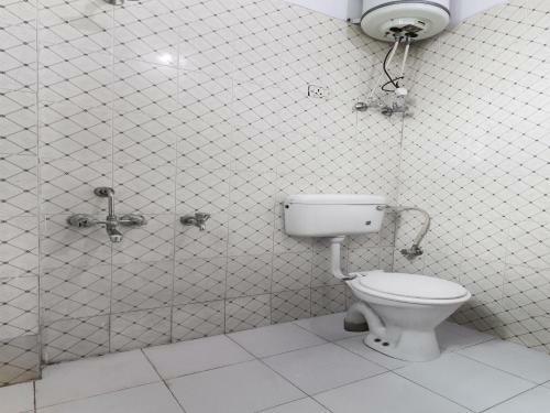 Hotel Oyo 47214 Md Palace