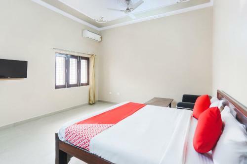 Hotel Oyo 71493 Chetiya Farm House