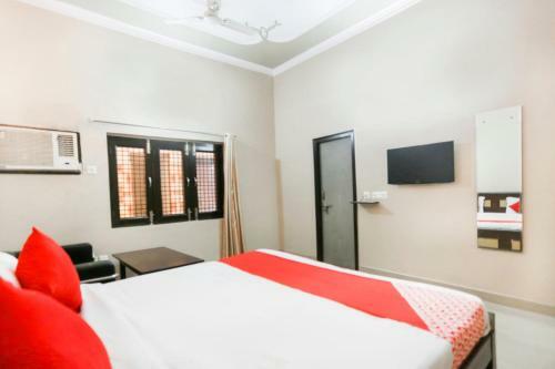 Hotel Oyo 71493 Chetiya Farm House