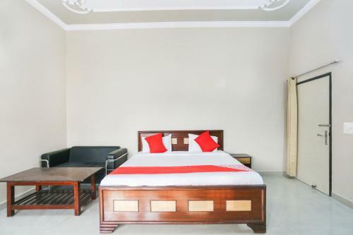 Hotel Oyo 71493 Chetiya Farm House