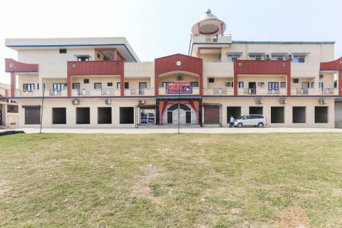 Hotel Oyo 71493 Chetiya Farm House