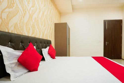 Oyo 76659 Airport Hotel