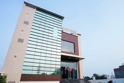 Oyo 76659 Airport Hotel