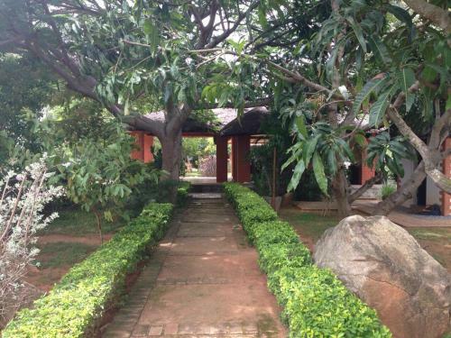 Hotel The Hideaway Hosur