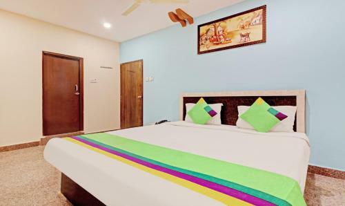 Capital O 23543 Hotel Vaishnavi