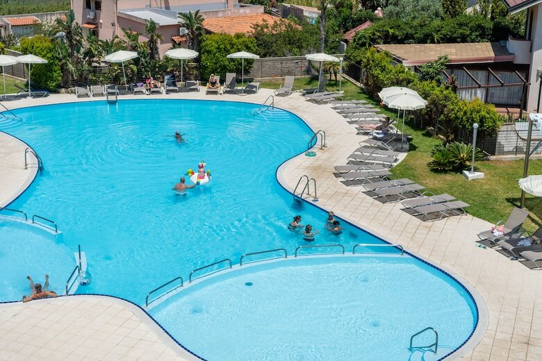 Hotel Capo Peloro Resort