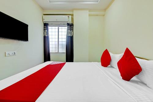 Hotel Oyo 76552 Adhin Residency