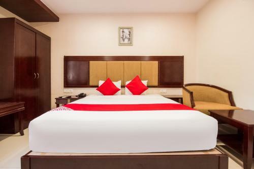 Hotel Oyo 44264 Mythri Guest House