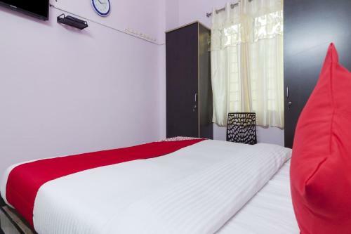 Hotel Oyo 75867 Royal Luxury Rooms