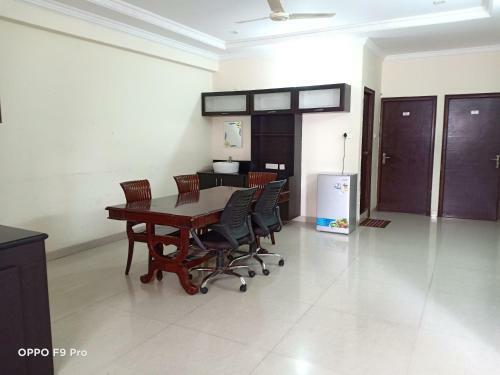 Apartamento Gayathri Heights