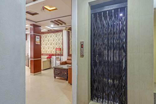 Oyo Hyd1589 Hotel Sai Palace