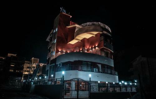Bed & Breakfast Pooja Villa Suites
