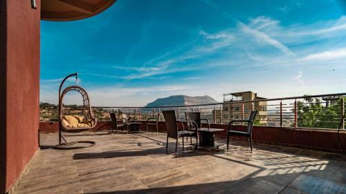 Bed & Breakfast Pooja Villa Suites