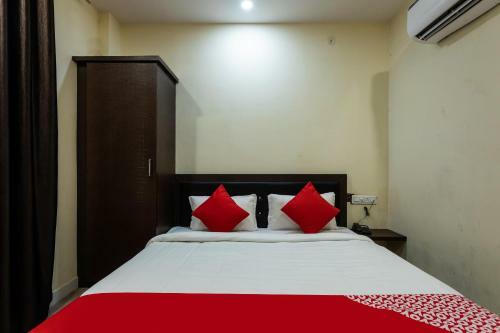Oyo 29896 Hotel Forest Inn