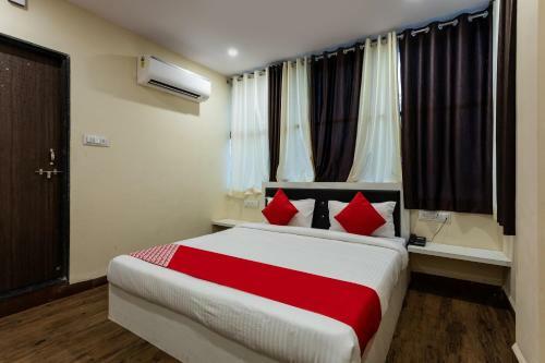 Oyo 29896 Hotel Forest Inn