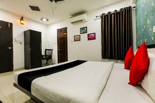 Capital O 71256 Hotel Seemansh